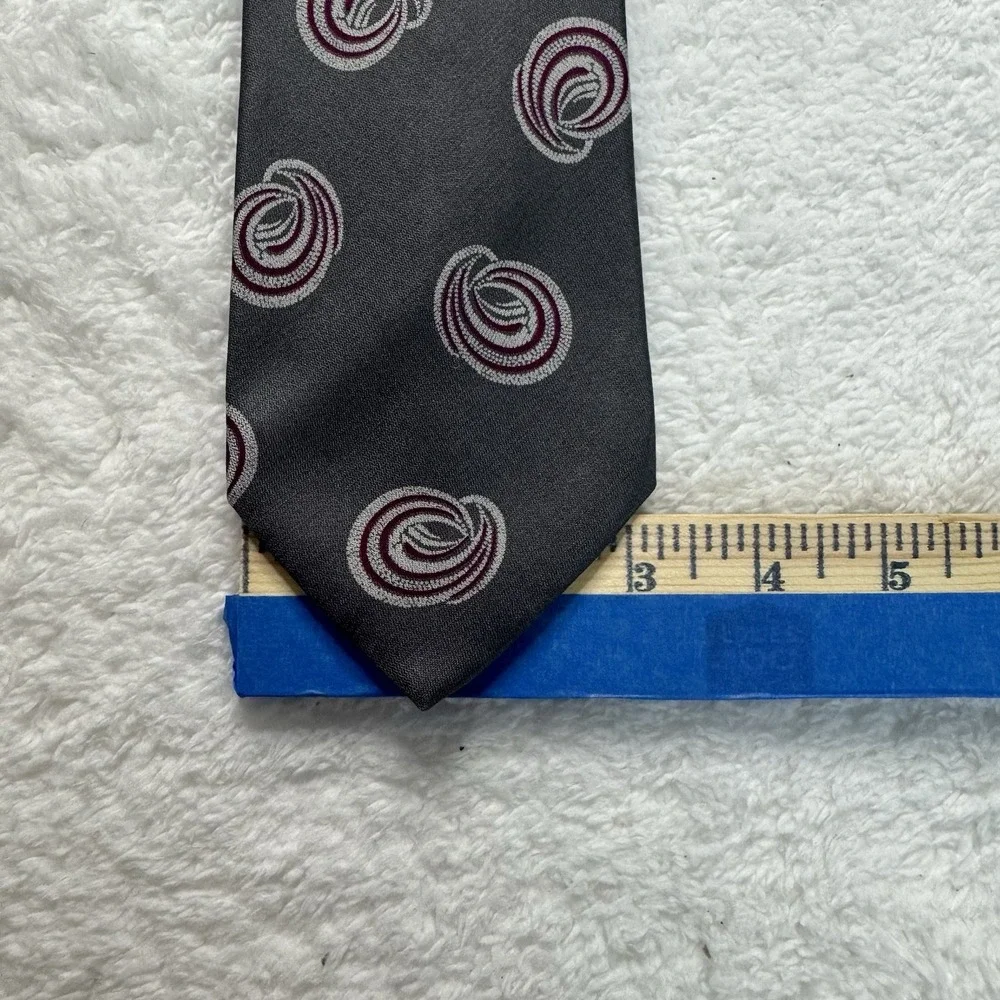 Giorgio‎ Armani Silk Tie Mens Gray Burgundy Abstract Swirl Geometric Made Italy